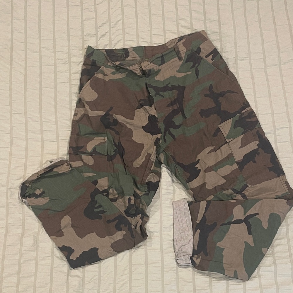 Women's Camouflage Cargo Pants